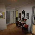 Near Trolltunga And Centre Of Apartment *