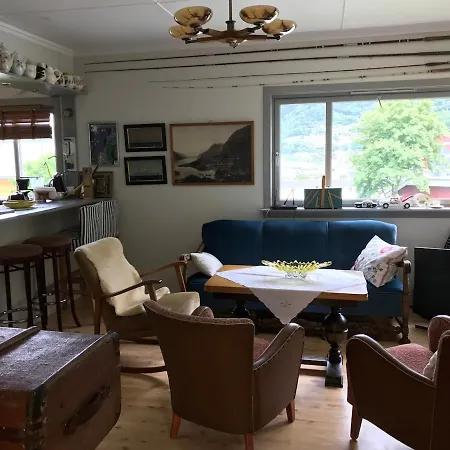 Near Trolltunga And Centre Of *