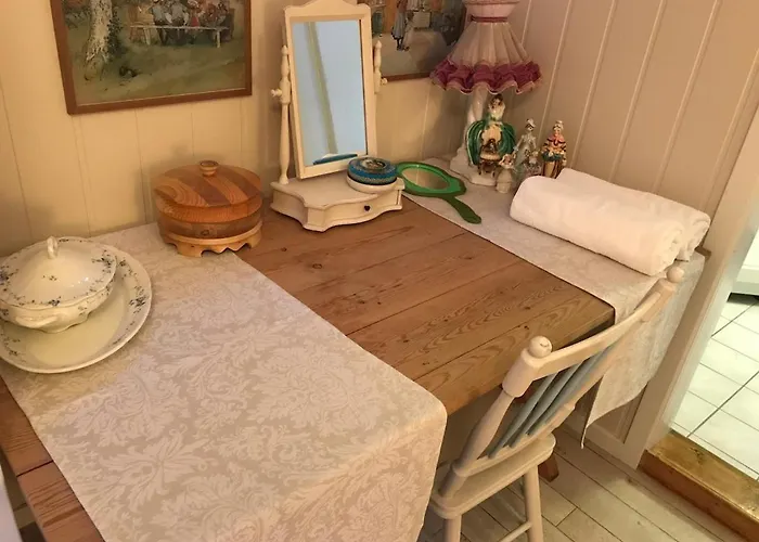 Apartment Near Trolltunga And Centre Of *