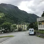 Near Trolltunga And Centre Of Daire *